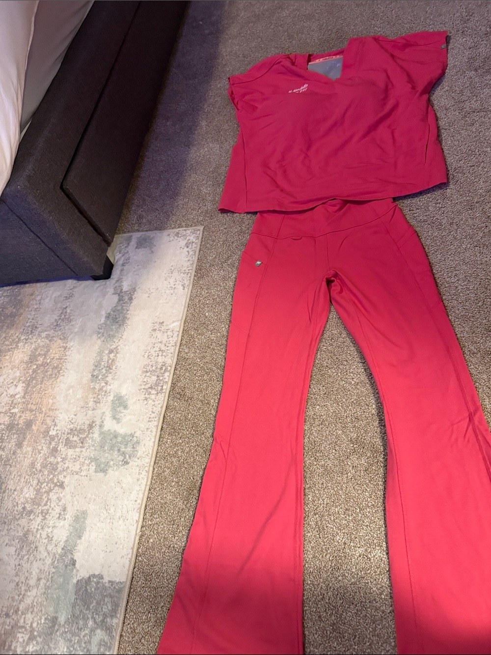 Pink fabletics size small with built in bra embroidery is easy to takeoff